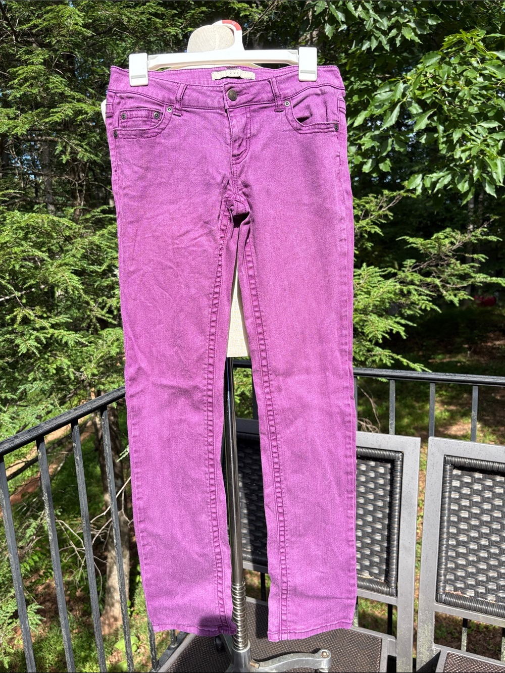 Vintage XXI (Forever 21) Women’s vibrant Purple Skinny Jeans sz 28